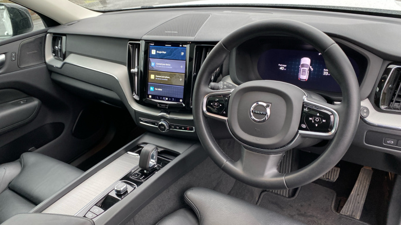 Volvo XC60 2.0 T6 [350] RC PHEV Plus Dark 5dr AWD Geartronic Estate